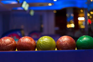 Bowling Alleys in the Maywood, Illinois Area